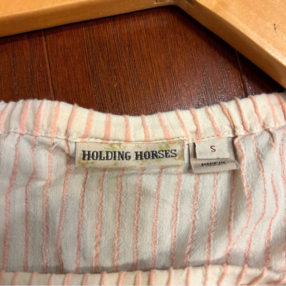Holding Horses Pink/ Orange Stripe “Aria” Off Shoulder Crop Top Small Cotton - Picture 5 of 8